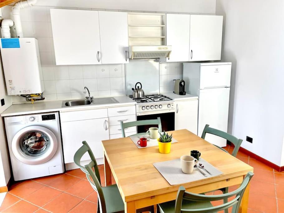 Casa Biondi Apartment Mantova Bagian luar foto
